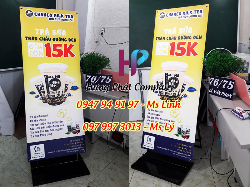 standee khung sat