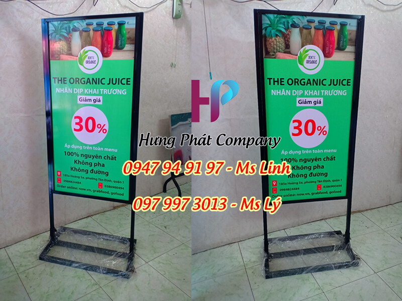 standee quang cao ngoai troi