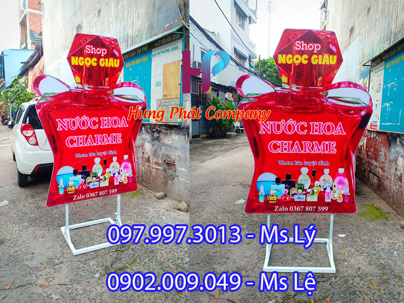 standee mô hình Charme độc đáo