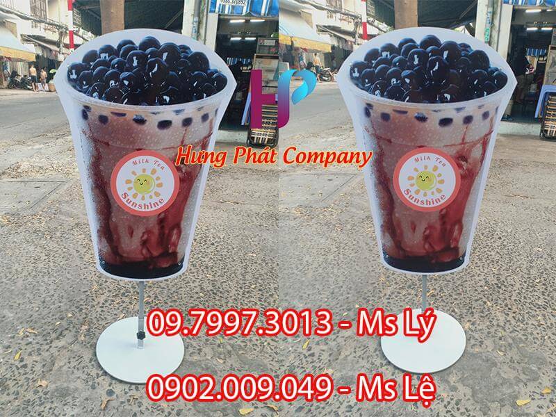 khung standee ly trà sữa mô hình chịu gió đẹp