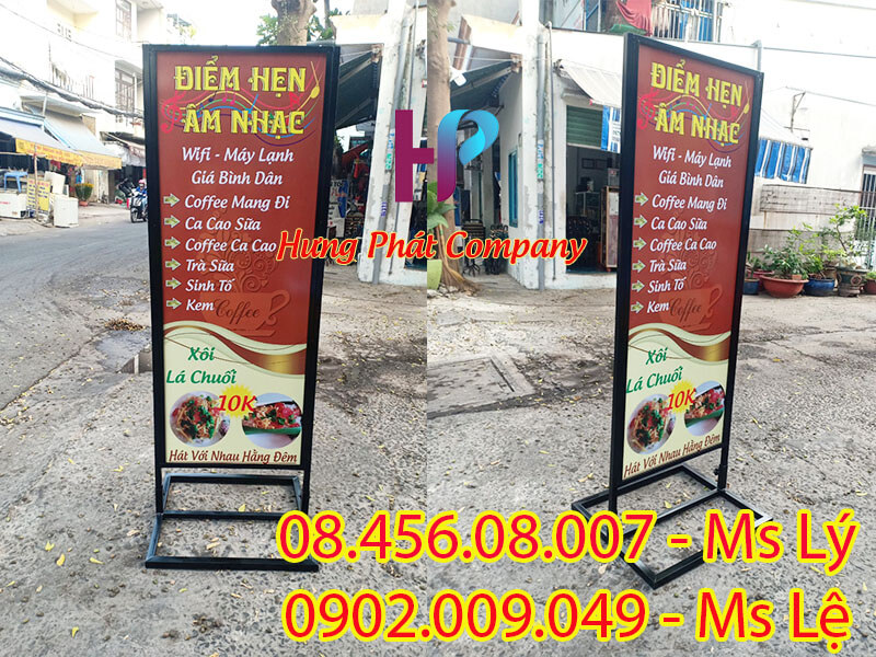 khung sắt quảng cáo ngoài trời đẹp