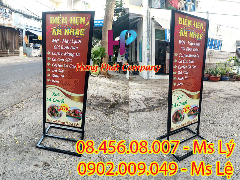 khung sắt quảng cáo ngoài trời