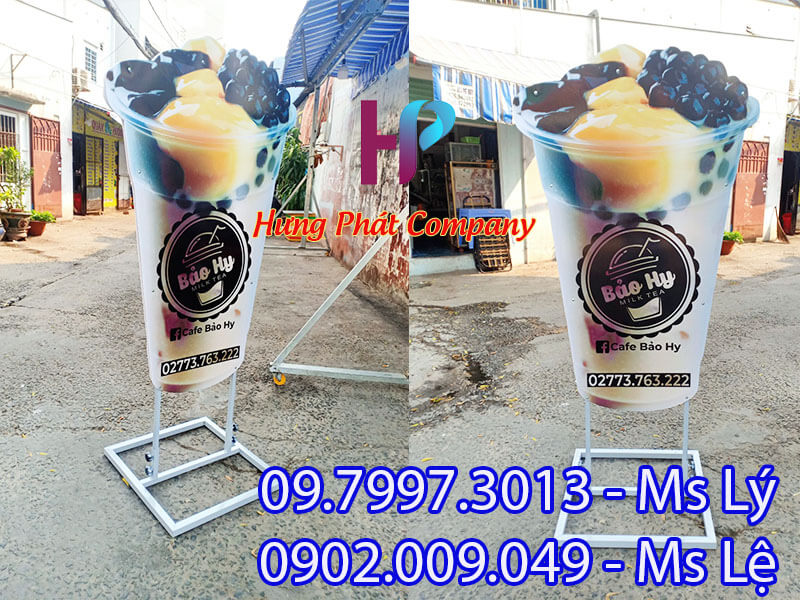 mô hình quảng cáo ngoài trời chịu gió độc đáo