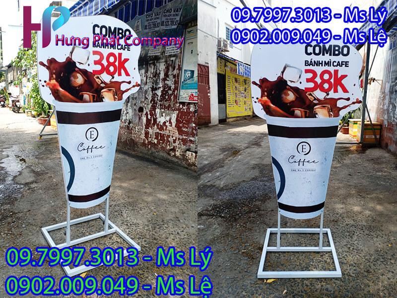 standee mô hình ly cà phê ngoài trời quảng cáo