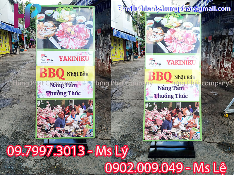 khung sắt quảng cáo ngoài trời đứng
