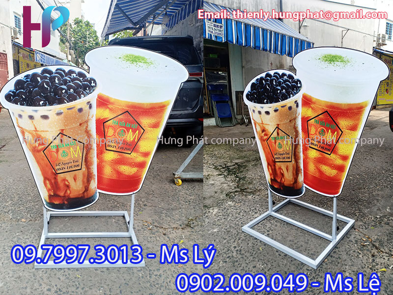 Chân mô hình sản phẩm quảng cáo lưu động