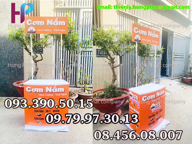 quầy cơm nắm gấp gọn bán hàng