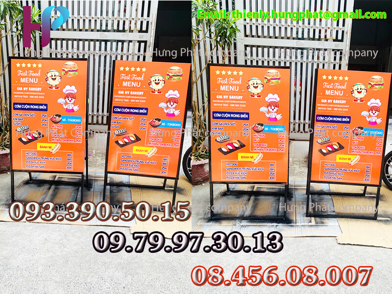 khung standee chữ A gấp gọn chịu gió